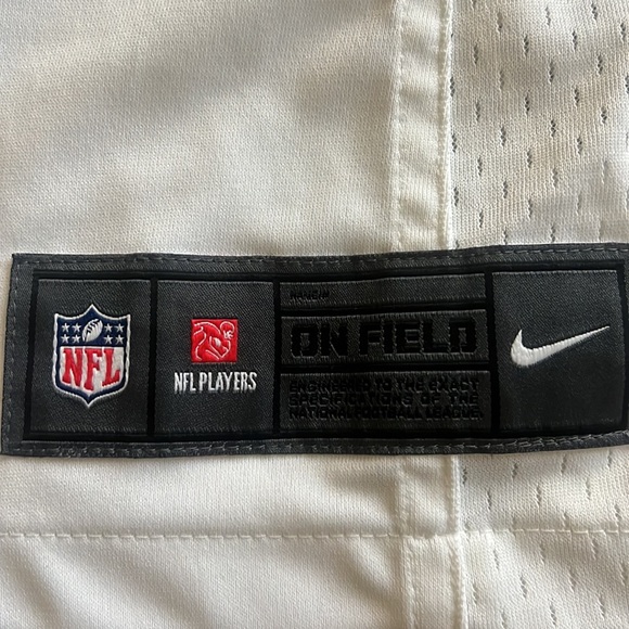 Nike Justin Fields Chicago Bears Womens Jersey - Size Medium - Picture 4 of 6